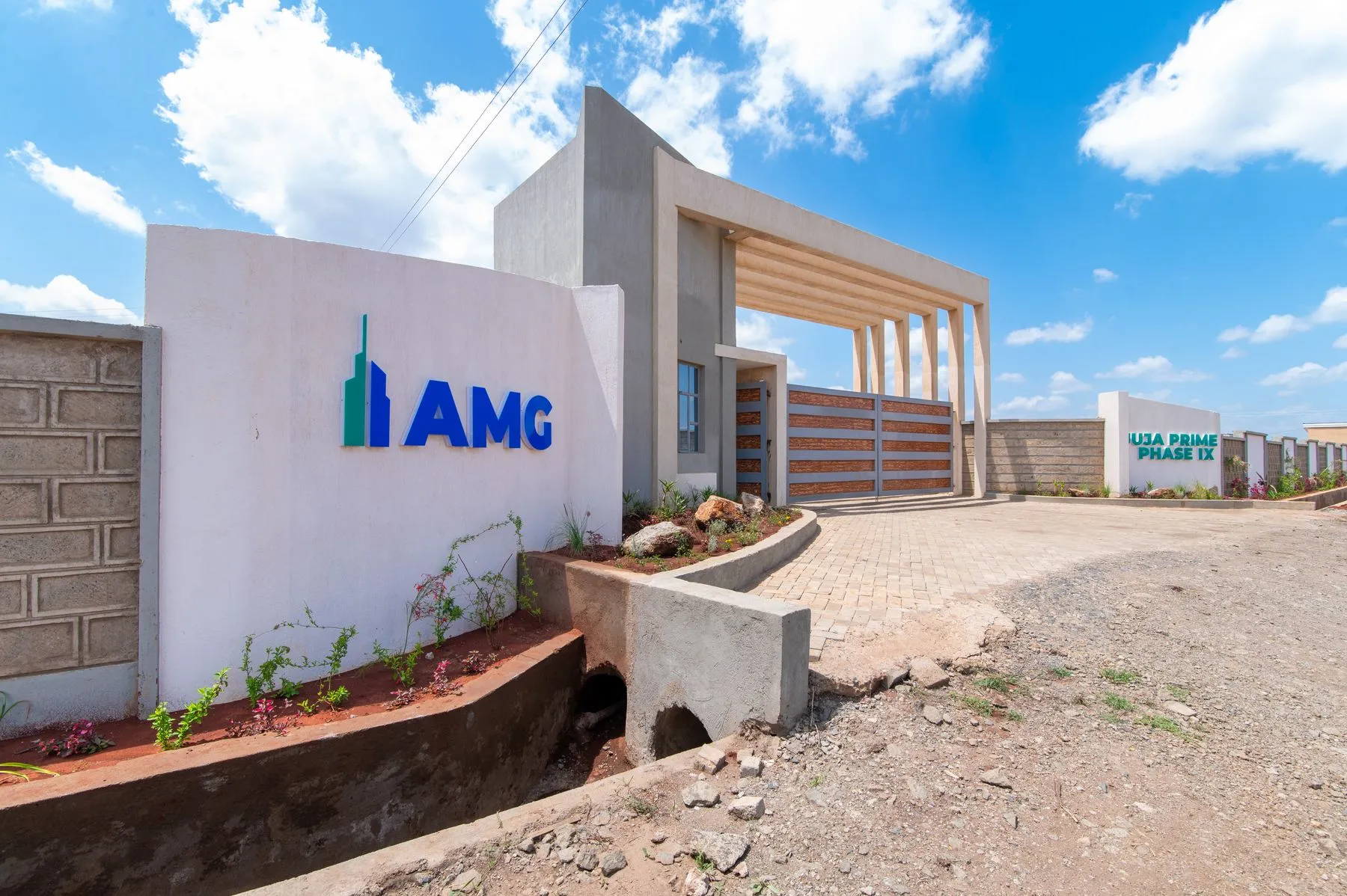 AMG Gates