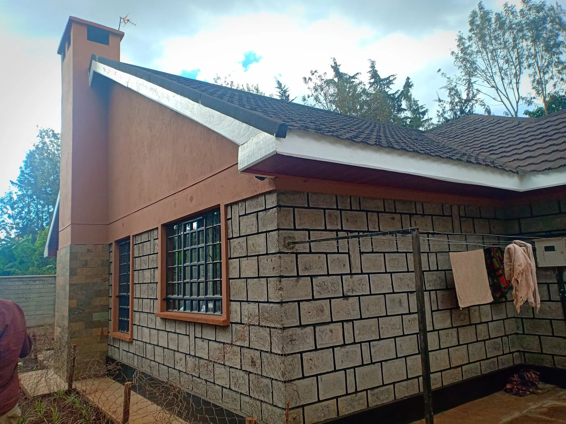 Gitaru House