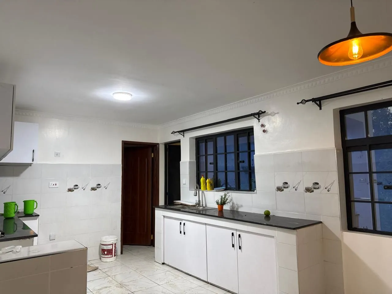 Kongoni House