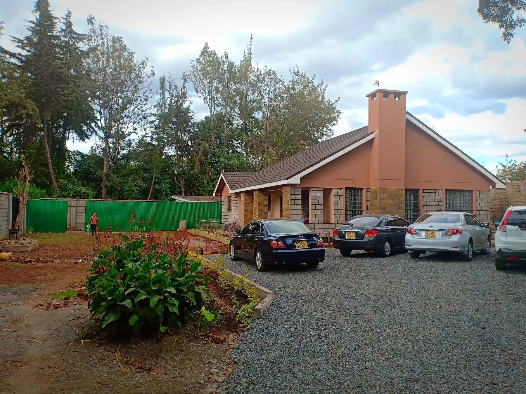 Gitaru House