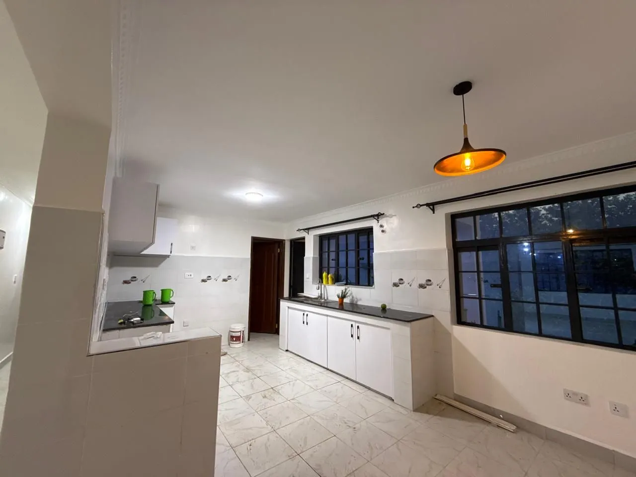 Kongoni House