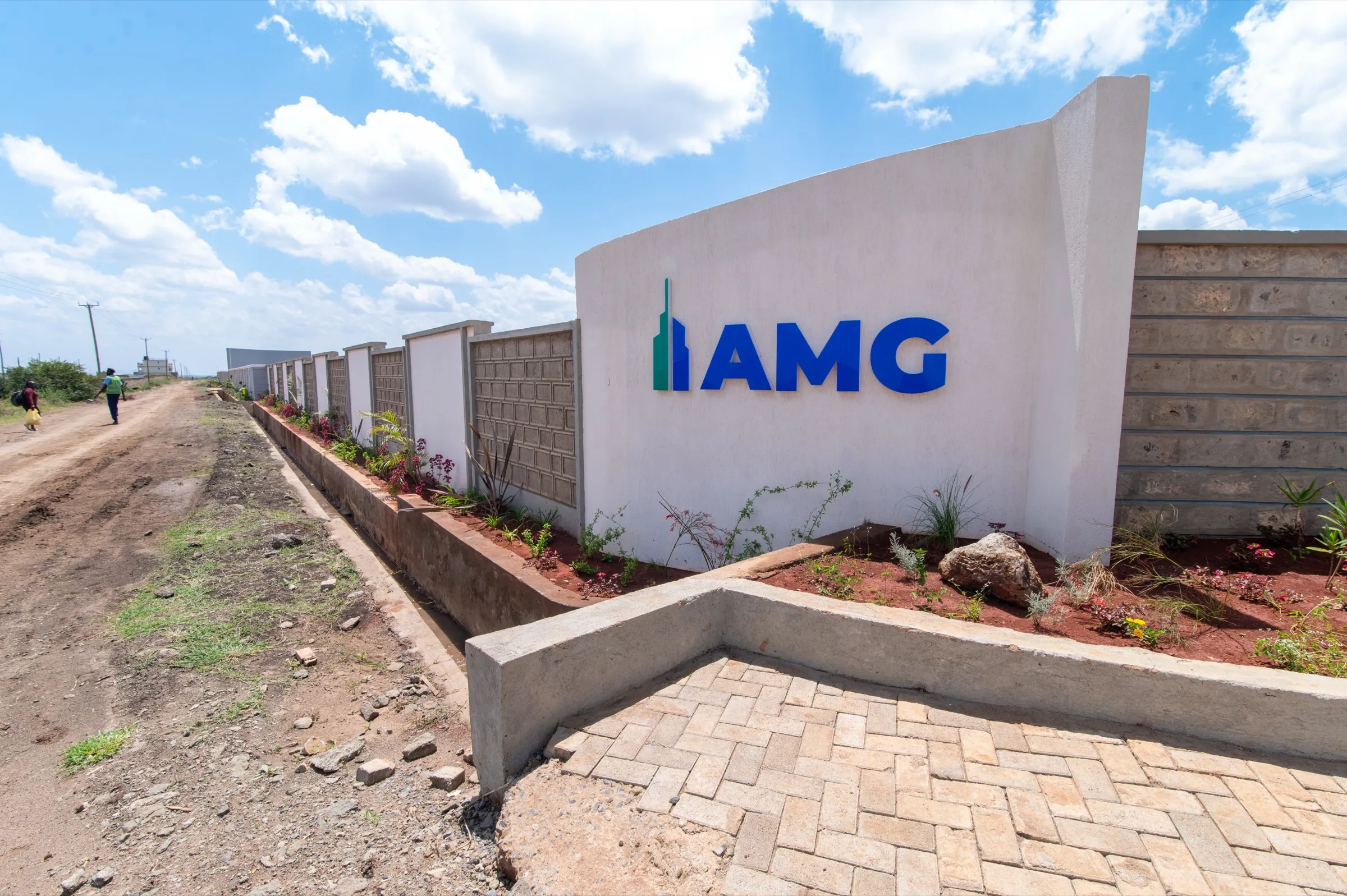 AMG Gates