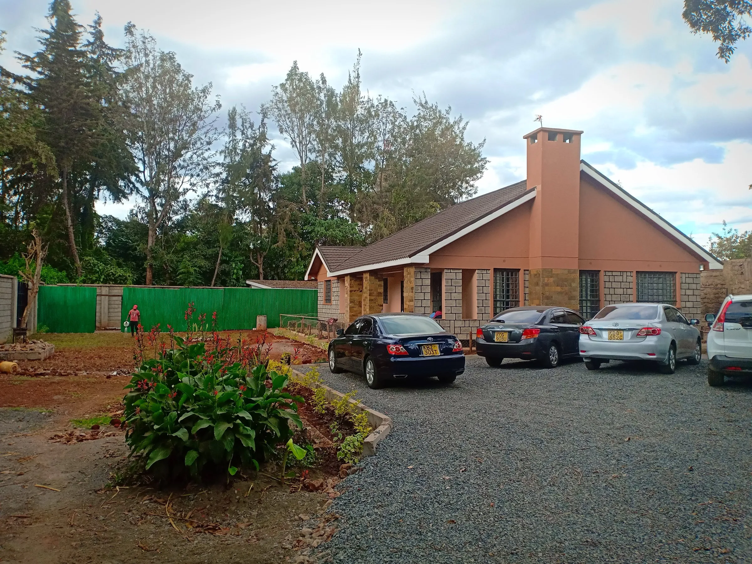 Gitaru House